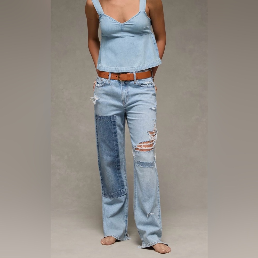 American Eagle Ex-Boyfriend Low Rise Strigid Jeans
